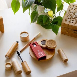 Eyeliner Pencil - Onyx & Hearth - Zero Waste Eyeliner. Vegan. Cruelty Free - Image 4